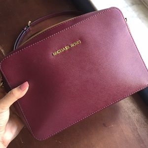 Michael kors plum crossbody bag